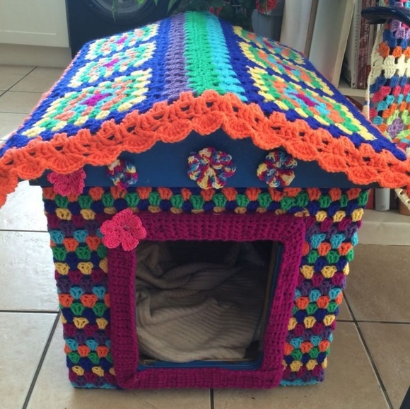 Special cat cave, cat bed, or pillows for … - Picture 2 of 7